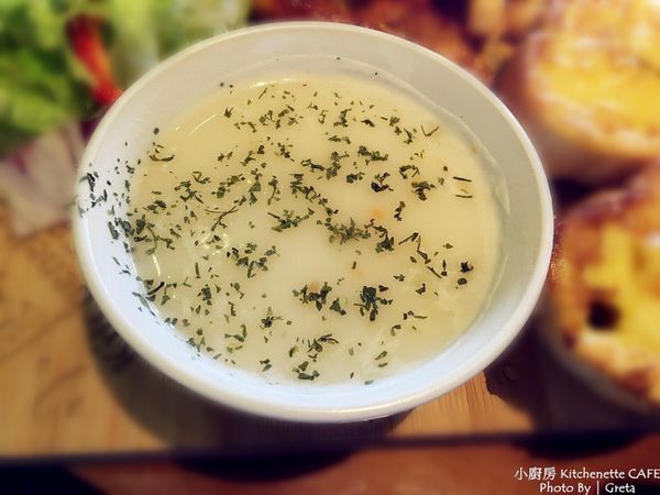 kitchenette cafe031.jpg