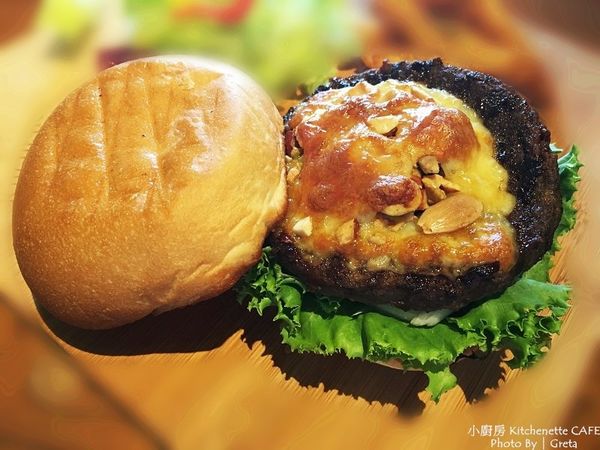 kitchenette cafe020.jpg