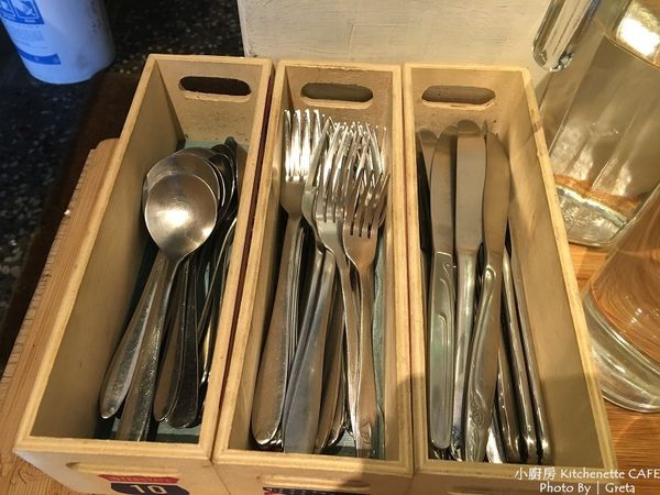 kitchenette cafe042.jpg