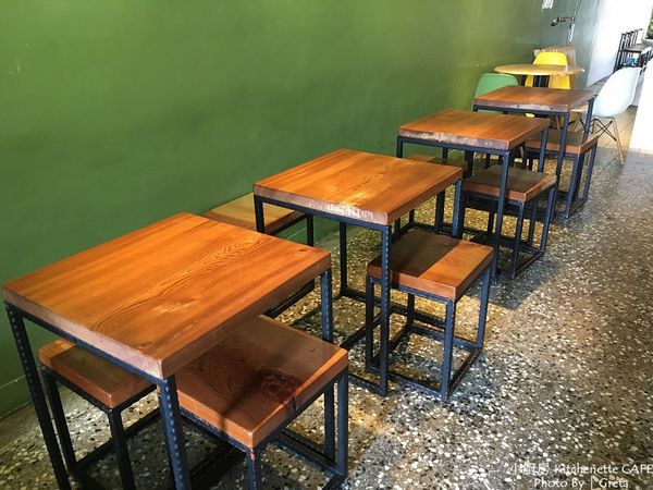 kitchenette cafe045.jpg