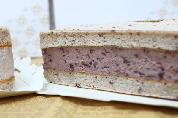 【宅配美食】香帥蛋糕-夏日限定商品！吃了會讓人停不下手的芋頭冰磚