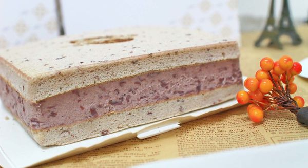 【宅配美食】香帥蛋糕-夏日限定商品！吃了會讓人停不下手的芋頭冰磚