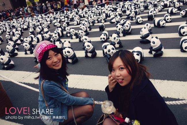 台北 ▌超萌紙貓熊特展「熊貓世界之旅」在台北市民廣場 捷運市府站2號出口