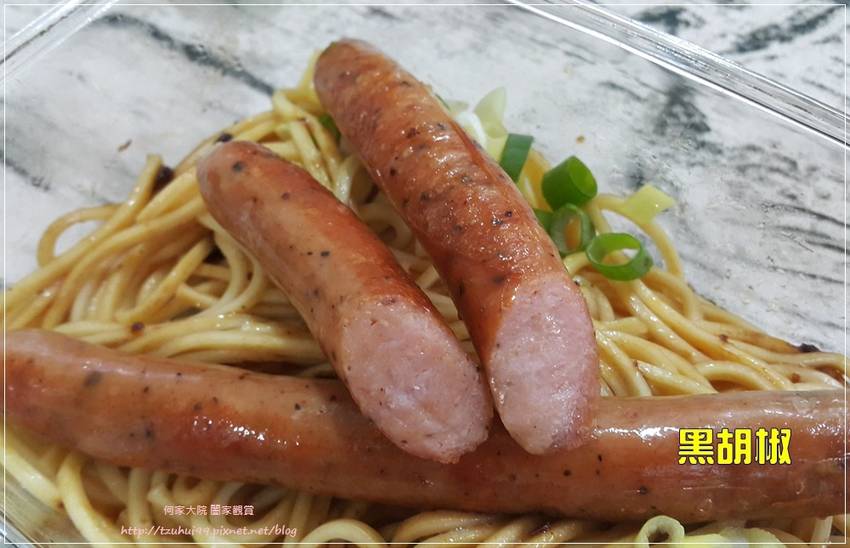 龍達德式香腸六小福&煙燻雞肉 22.jpg