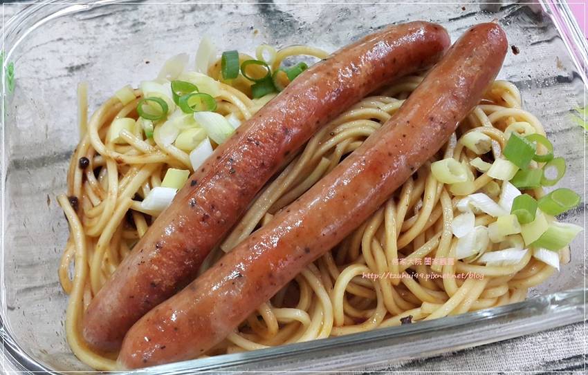 龍達德式香腸六小福&煙燻雞肉 21.jpg