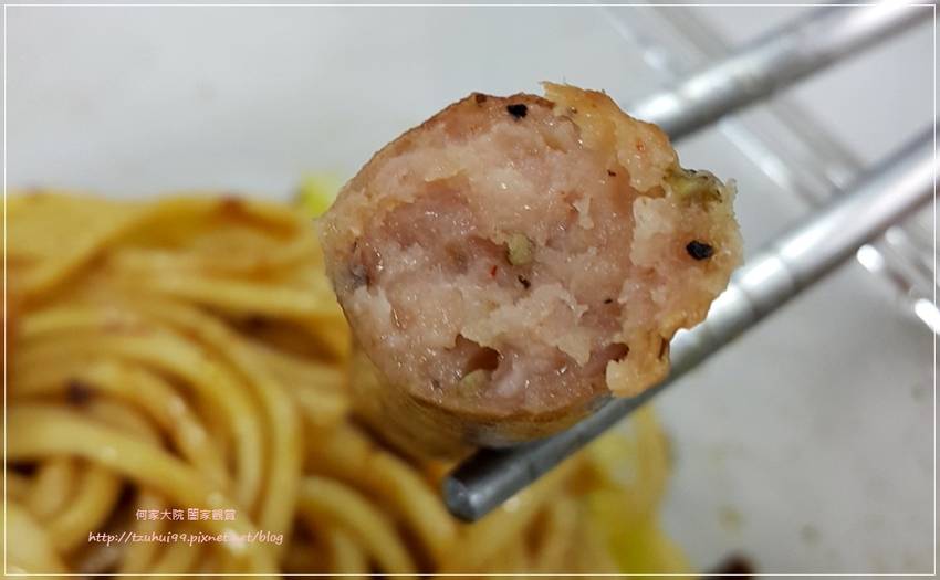 龍達德式香腸六小福&煙燻雞肉 23.jpg