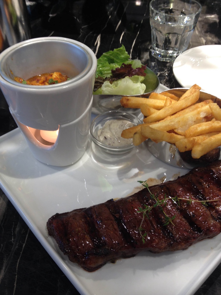 photo8.jpg photo8.jpg