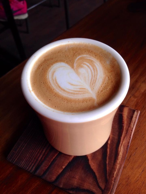 [台中] 巫師咖啡~~厚鬆餅正夯!!!