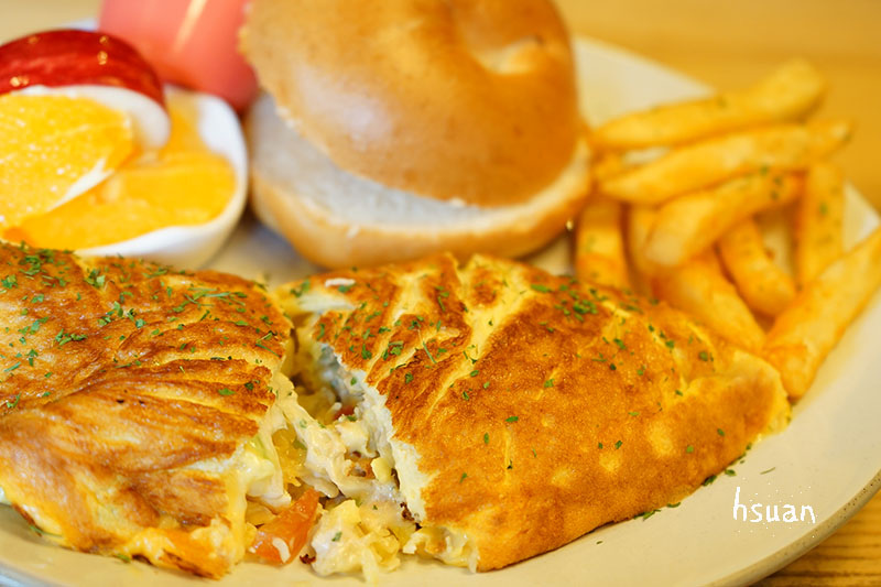 花蓮市區。Pomme波米咖啡館二館