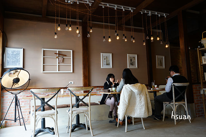 花蓮市區。Pomme波米咖啡館二館