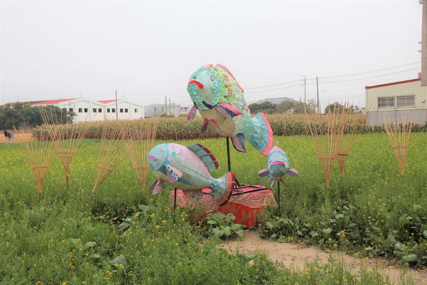 學甲蜀葵花季:【台南景點】學甲蜀葵花季~過港子風華再現/LOVE造景/蜀葵花海/三合院矮房彩繪和創意布置