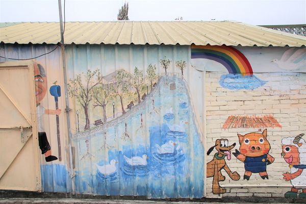 學甲蜀葵花季:【台南景點】學甲蜀葵花季~過港子風華再現/LOVE造景/蜀葵花海/三合院矮房彩繪和創意布置