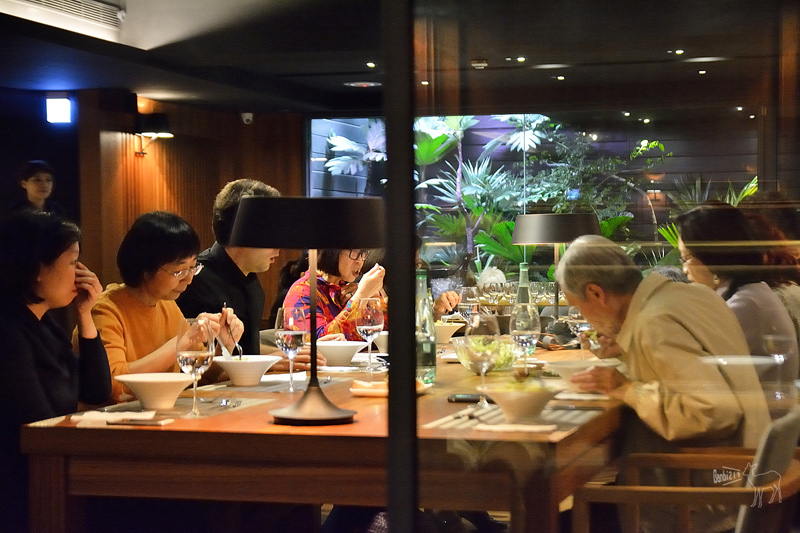 歐風圖書館感:小巴黎人麵包早午餐 餐點 甜點 台北大安捷運科技大樓站 @ Banbi217 美食旅遊 痞客邦 PIXNET DSC_0059.jpg