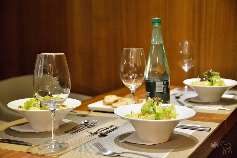 歐風圖書館感:小巴黎人麵包早午餐 餐點 甜點 台北大安捷運科技大樓站 @ Banbi217 美食旅遊 痞客邦 PIXNET DSC_0057.jpg