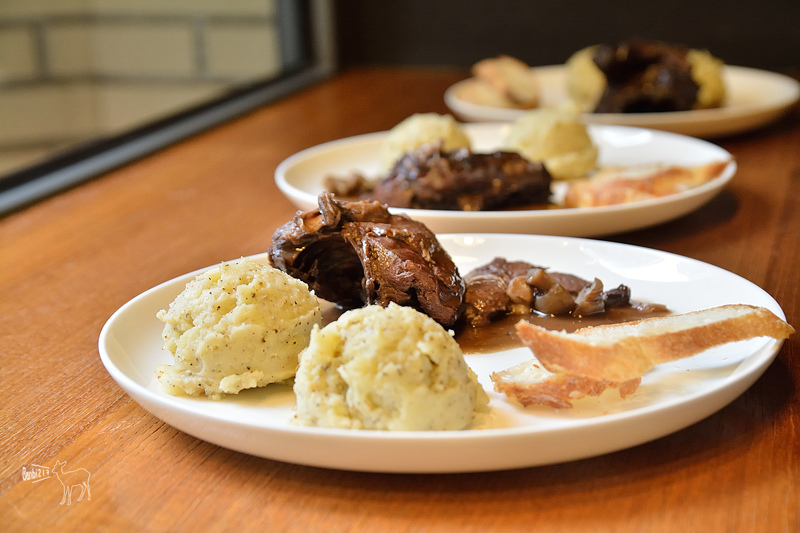 歐風圖書館感:小巴黎人麵包早午餐 餐點 甜點 台北大安捷運科技大樓站 @ Banbi217 美食旅遊 痞客邦 PIXNET DSC_0101.jpg