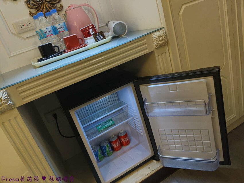 台中市西屯區台中飯店【文華道會館】逢甲夜市商圈吃喝玩樂就住這！歐風典雅寬敞房型.免費足浴池超放鬆│中央公園│星享道