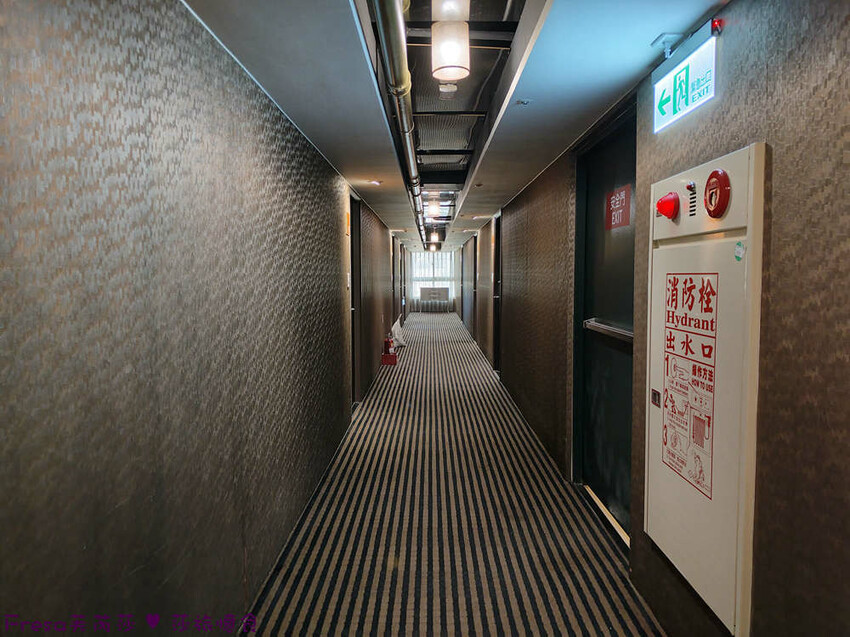 台中市西屯區台中飯店【文華道會館】逢甲夜市商圈吃喝玩樂就住這！歐風典雅寬敞房型.免費足浴池超放鬆│中央公園│星享道