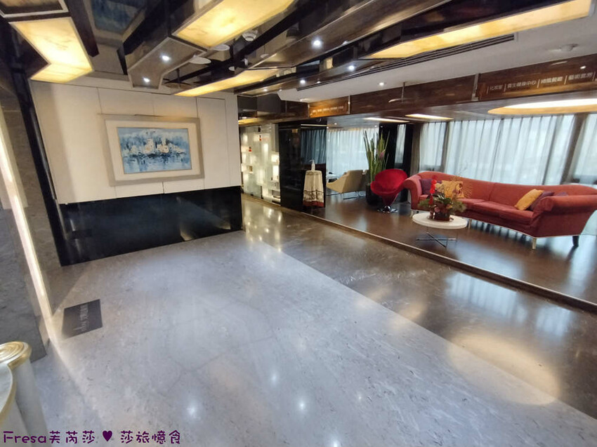 台中市西屯區台中飯店【文華道會館】逢甲夜市商圈吃喝玩樂就住這！歐風典雅寬敞房型.免費足浴池超放鬆│中央公園│星享道