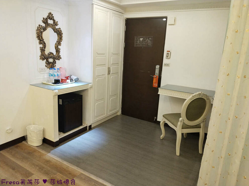 台中市西屯區台中飯店【文華道會館】逢甲夜市商圈吃喝玩樂就住這！歐風典雅寬敞房型.免費足浴池超放鬆│中央公園│星享道