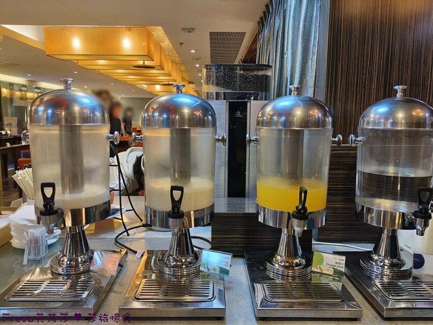 台中市西屯區台中飯店【文華道會館】逢甲夜市商圈吃喝玩樂就住這！歐風典雅寬敞房型.免費足浴池超放鬆│中央公園│星享道