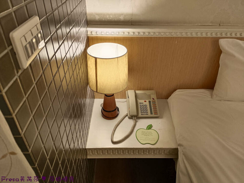 台中市西屯區台中飯店【文華道會館】逢甲夜市商圈吃喝玩樂就住這！歐風典雅寬敞房型.免費足浴池超放鬆│中央公園│星享道