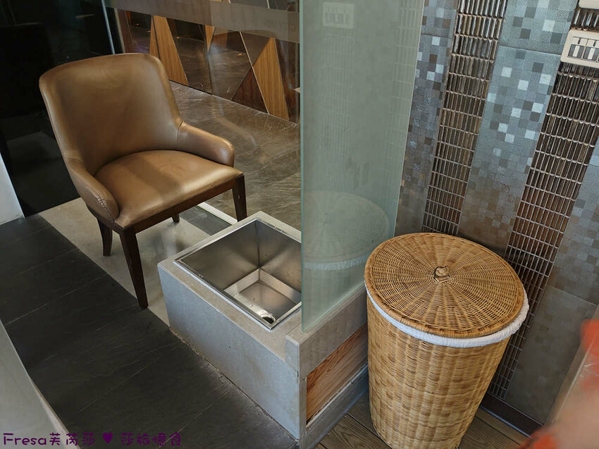 台中市西屯區台中飯店【文華道會館】逢甲夜市商圈吃喝玩樂就住這！歐風典雅寬敞房型.免費足浴池超放鬆│中央公園│星享道