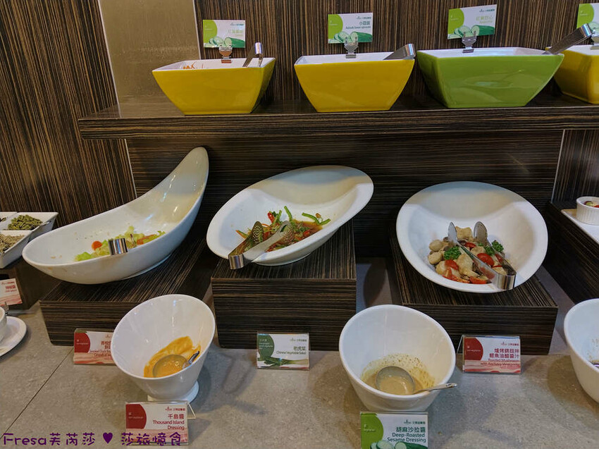 台中市西屯區台中飯店【文華道會館】逢甲夜市商圈吃喝玩樂就住這！歐風典雅寬敞房型.免費足浴池超放鬆│中央公園│星享道