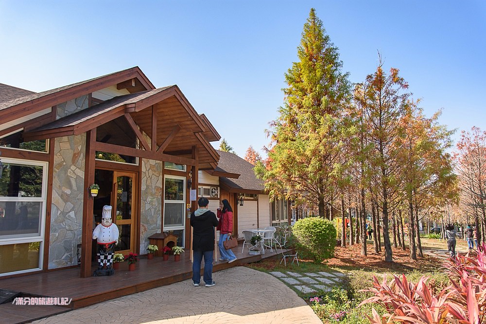 台中北屯景點》蝴蝶橋Cuisine法式餐廳 蝴蝶橋落羽松莊園 巨人彩虹大椅超吸睛 情侶約會LOVE景點 - 滿分的旅遊札記