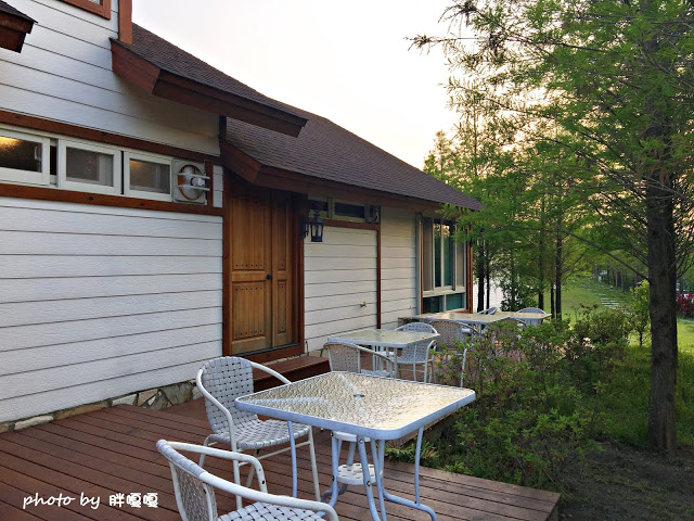 【台中 北屯】蝴蝶橋Cuisine法式餐廳💖💖💖哦~~~燈光美、氣氛佳，約會超合適，平價法式料理，平日最低只要$398，料理美味，吃完還會想再來一客啊！！！