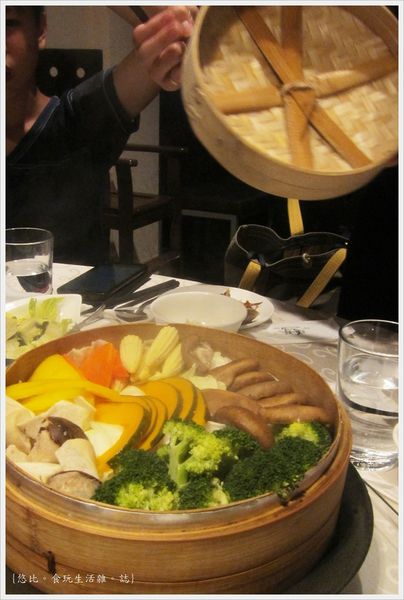 膳馨-豐年十榖蒸蔬食-1.JPG
