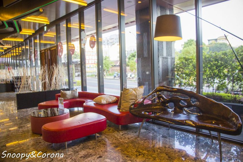 【台中住宿】逢甲夜市住宿推薦／星享道酒店INSKY HOTEL～設施豐富、早餐豐盛，到逢甲夜市步行只要3分鐘