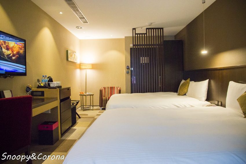 【台中住宿】逢甲夜市住宿推薦／星享道酒店INSKY HOTEL～設施豐富、早餐豐盛，到逢甲夜市步行只要3分鐘