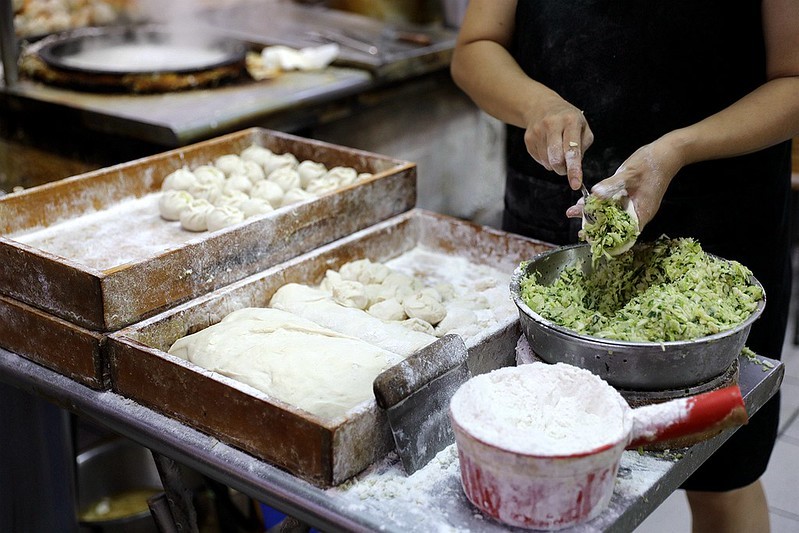 三重小吃美食集美街無名5元小籠包水煎包平價銅板高CP值33 三重小吃美食集美街無名5元小籠包水煎包平價銅板高CP值33