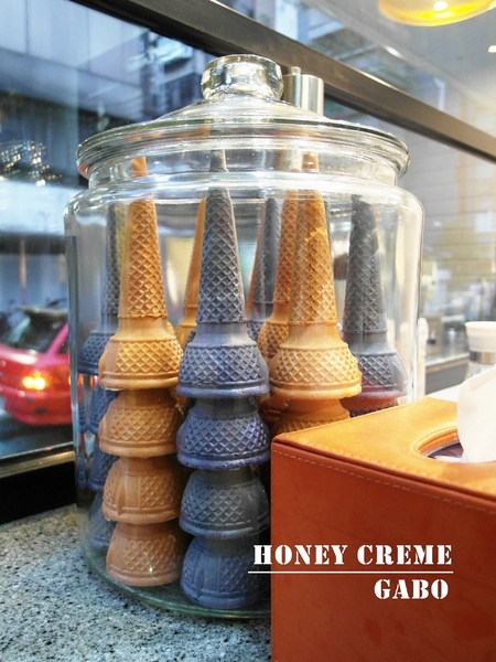 Honeycreme:【台北】 Honeycreme──你吃過蜂巢嗎?抓住夏天的尾巴,吃吃韓風冰淇淋吧! Honeycreme:【台北】 Honeycreme──你吃過蜂巢嗎?抓住夏天的尾巴,吃吃韓風冰淇淋吧!