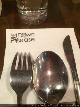 東區美食義大利麵、敦南誠品巷弄法式料理－《Sit Down Please 座味餐酒》