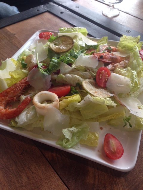 [新竹] Vicuddy Cafe~氣份佳口味好~~十足外國風~~!