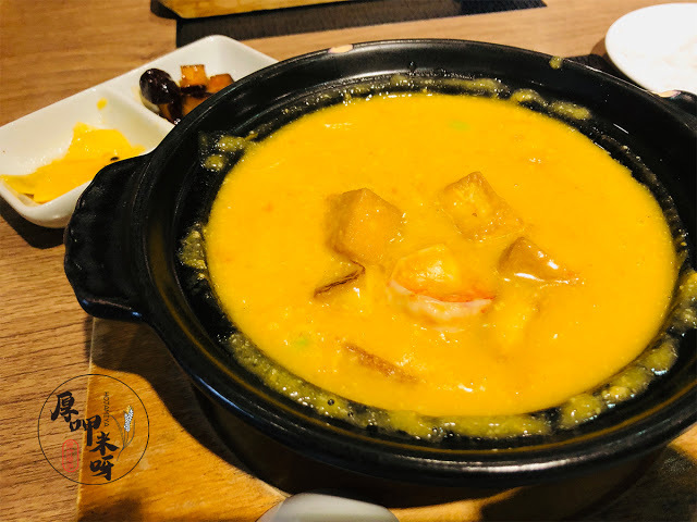 【厚呷米呀│桃園大溪】 豆佐和風料理餐廳 (DOZO LIFE) 豆製品料理才是主角的豆佐/家庭聚餐小桌用餐都很適合/六件式定食變化多口味滿足/料理細緻菜品時有創新/麻婆豆花滑嫩入口上菜時很有趣