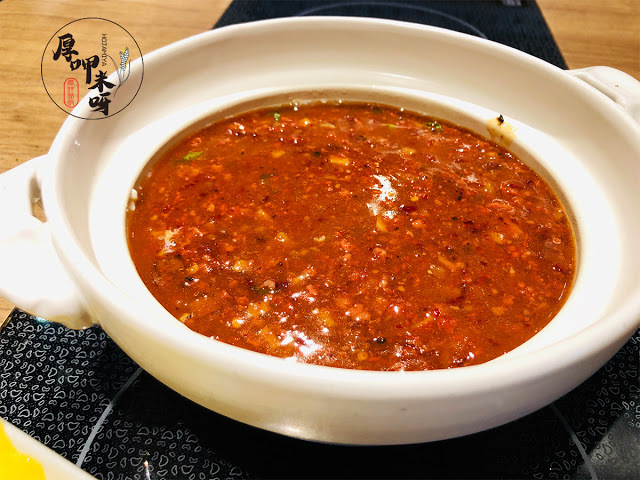 【厚呷米呀│桃園大溪】 豆佐和風料理餐廳 (DOZO LIFE) 豆製品料理才是主角的豆佐/家庭聚餐小桌用餐都很適合/六件式定食變化多口味滿足/料理細緻菜品時有創新/麻婆豆花滑嫩入口上菜時很有趣