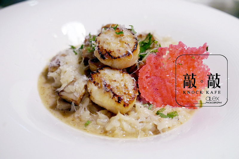 【台北】敲敲咖啡 KNOCK KAFE ~ 溫暖系咖啡餐館、讓人不小心就愛上的療癒系甜點塔 / 內附菜單 / WIFI