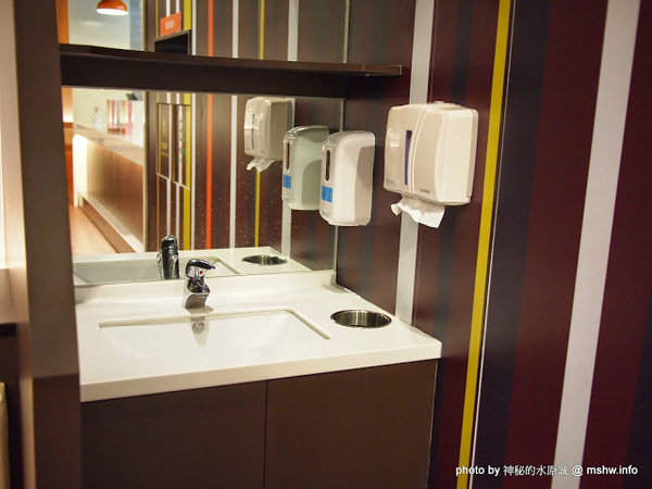 Burger Talks 淘客漢堡：【食記】新北Burger Talks 淘客漢堡@三重MRT先嗇宮 : 傳聞中的台版IN-N-OUT？ 味道與價格算是還可以接受