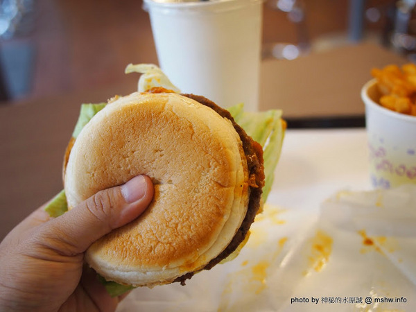 Burger Talks 淘客漢堡：【食記】新北Burger Talks 淘客漢堡@三重MRT先嗇宮 : 傳聞中的台版IN-N-OUT？ 味道與價格算是還可以接受