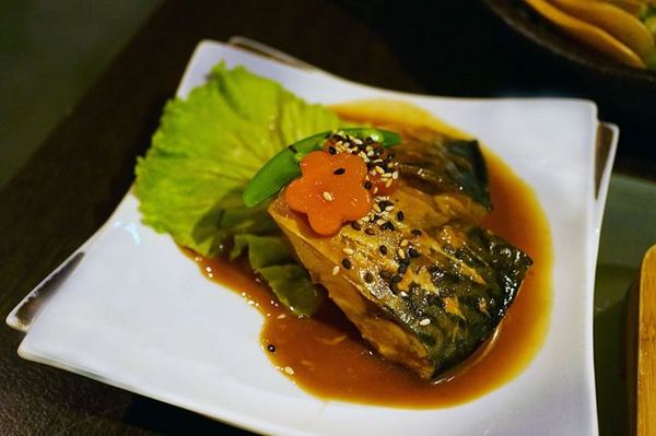 宇樂居食屋:【台南日式料理】【中西區】宇樂居食屋|夜晚、小酌、日式料理。隱身巷弄中的美食。 宇樂居食屋:【台南日式料理】【中西區】宇樂居食屋|夜晚、小酌、日式料理。隱身巷弄中的美食。