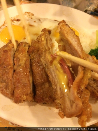 東區延吉街美食推薦、市民大道巷弄港式料理-《香港波記茶餐廳》