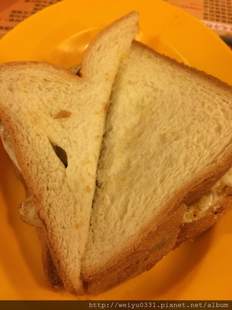 東區延吉街美食推薦、市民大道巷弄港式料理-《香港波記茶餐廳》