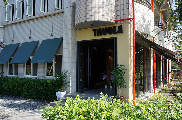 宜蘭道地披薩首選！TAVOLA pizzeria手工道地披薩，寵物友善推薦。