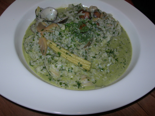 義咪咪義式廚房~味道濃郁又好大一盤而價格平實之義大利麵