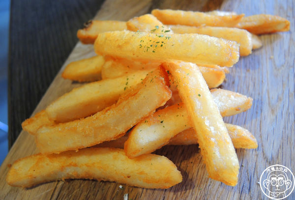 猜咖啡 Guess What：呷飽祙【新北板橋･猜咖啡】店貓與創意美食底家