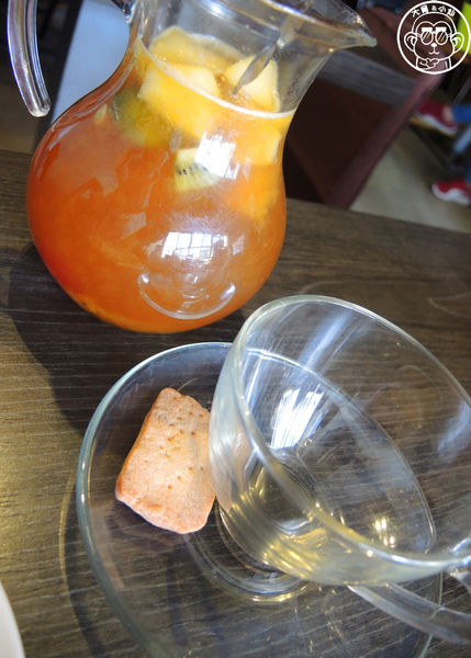 猜咖啡 Guess What：呷飽祙【新北板橋･猜咖啡】店貓與創意美食底家