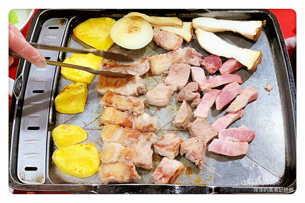 【台北美食】東輝韓食館 ~ 物超所值的韓國烤肉/馬鈴薯豬骨湯❤️全程幫你烤(附菜單) - 捷運行天宮站