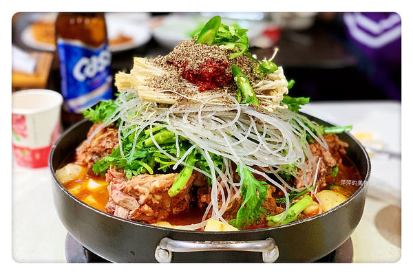 【台北美食】東輝韓食館 ~ 物超所值的韓國烤肉/馬鈴薯豬骨湯❤️全程幫你烤(附菜單) - 捷運行天宮站